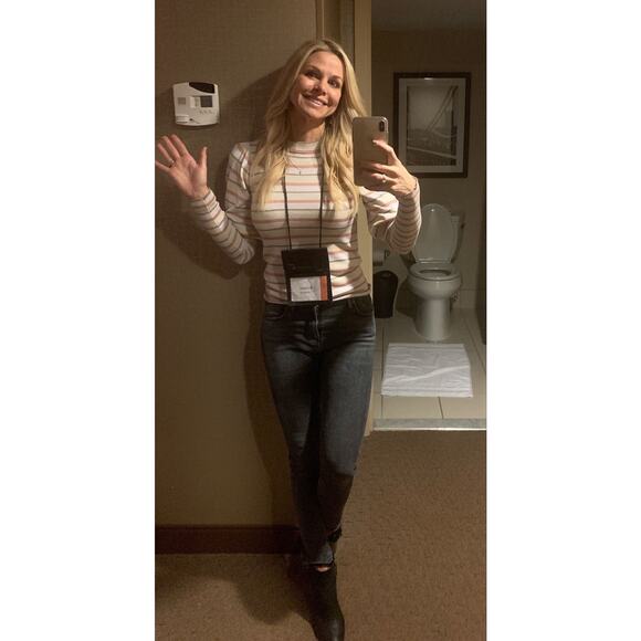 SEE BY CHLOÉ Cream Pink Striped Puff Sleeves Crewneck Sweater Size Medium - Picture 13 of 14